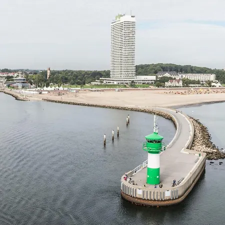 Captain's Deck Travemuende Daire *